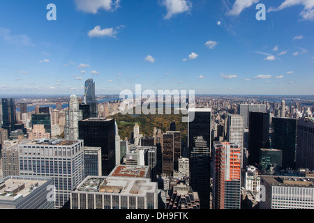 Aussicht von der Spitze des Felsens mit Blick auf den Central Park, Rockefeller Center Aussichtsplattform, New York City, New York, USA, USA