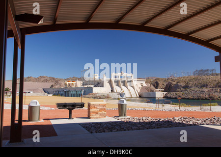 Spielplatz und Picknick-Bereich am Ende der Riverwalk Exploration Trail entlang dem Kolorado Fluß, Laughlin, Nevada. Stockfoto