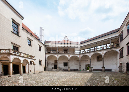 Telc, Tschechische Republik. UNESCO-Stadt, alte XVI Jahrhundert Burg im gotischen Stil zu bauen. Stockfoto