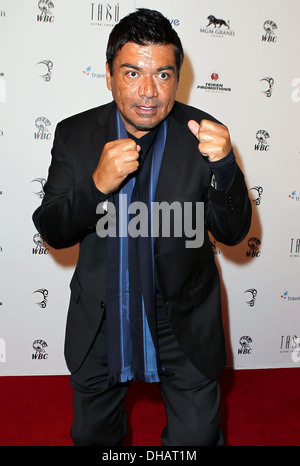 George Lopez Tysons "Mike Tyson: Undisputed Truth - Live On Stage" Grand Opening Show im MGM Grand Hollywood Theatre Stockfoto