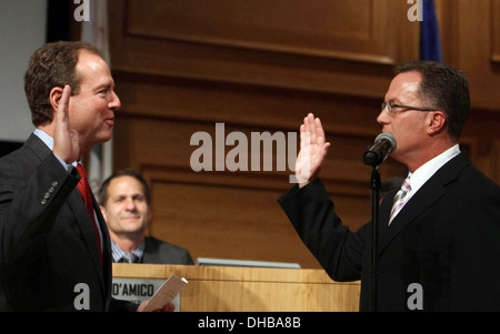 Kongressabgeordnete Adam Schiff Weho Bürgermeister Jeffrey Streich Jeff Prang und Abbe Land West Hollywood neue Bürgermeister & Bürgermeister Protem vereidigt Stockfoto