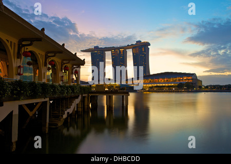 Dawn von Fullerton Bay Hotel, Singapur. Stockfoto