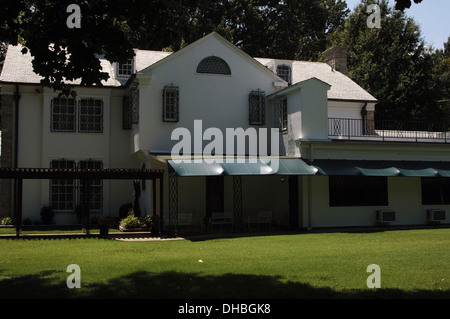 Tennessee. Memphis. Graceland Mansion an Elvis Presley (1935-1977). Von außen. USA. Stockfoto