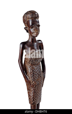 Afrikanische Statue eines Mädchens in einem Kleid aus Mahagoni über weiße knielang Stockfoto