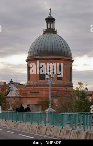 Dome De La Grave, Fluss Garonne, Pont Saint-Pierre, Toulouse, Haute-Garonne, Frankreich Stockfoto