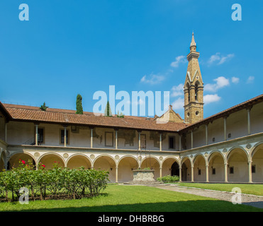 Kreuzgang der Basilika di Santa Croce. Florenz, Italien Stockfoto