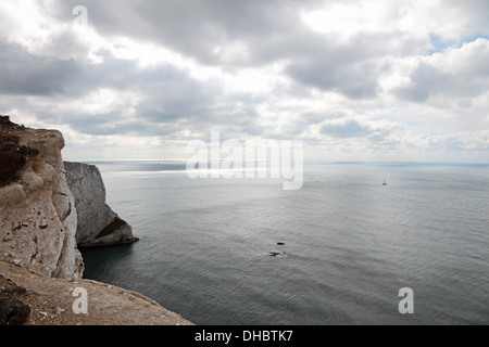 Ansicht Nordseite Nadeln über Kanal Isle Of Wight Hampshire England Stockfoto