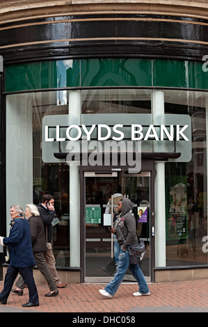 Lloyds Bank Birmingham-Filiale mit neuem logo Stockfoto