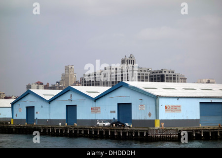 Lager am East River in Brooklyn Stockfoto