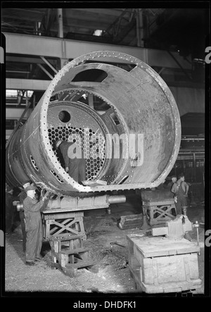 Eddystone, Pennsylvania - Eisenbahn Teile. Baldwin Locomotive Works. (Mann bei der Arbeit.) 518730 Stockfoto