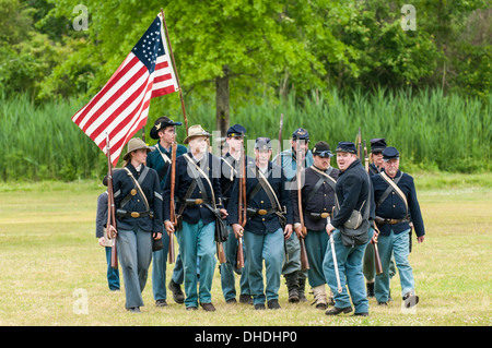 Unionssoldaten auf Thunder auf Roanoke Civil War Reenactment in Plymouth, North Carolina, USA Stockfoto