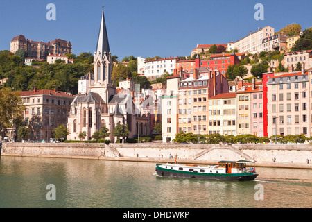 Eglise Saint George und Vieux Lyon am Ufer des Fluss Saone, Lyon, Rhone, Rhone-Alpes, Frankreich, Europa Stockfoto