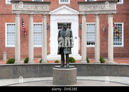 Das Thurgood Marshall-Denkmal erinnert an den Anwalt, Richter am Obersten Gerichtshof und Bürgerrechtler in Annapolis, Maryland. Stockfoto