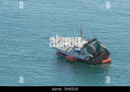 Französische Trawler Scuderia, gestrandet auf The Lizard in Cornwall Lankidden Cove, Bob Sharples/Alamy Stockfoto