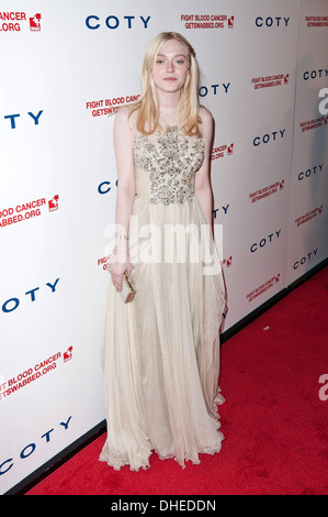 Dakota Fanning 6. jährlichen DKMS gegen Blut-Krebs-Gala im Cipriani Wall Street New York City USA - 26.04.12 gelinkt Stockfoto