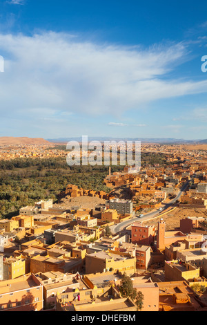 Tinghir Kasbahs und Palmery, Tinghir, Todra-Tal, Marokko, Nordafrika, Afrika Stockfoto