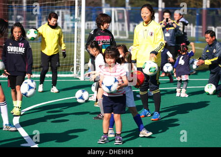 Yuki Ogimi, 8. November 2013 - Fußball: Nadeshiko Freunde Quadrat-Kick-off Event im nationalen Yoyogi Stadium Futsal Gericht, Tokio, Japan. (Foto: AFLO SPORT) [0006] Stockfoto