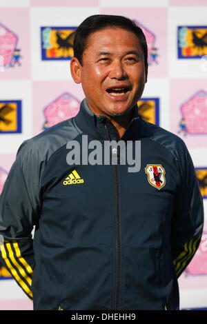 Norio Sasaki, 8. November 2013 - Fußball: Nadeshiko Freunde Quadrat-Kick-off Event im nationalen Yoyogi Stadium Futsal Gericht, Tokio, Japan. (Foto: AFLO SPORT) [0006] Stockfoto