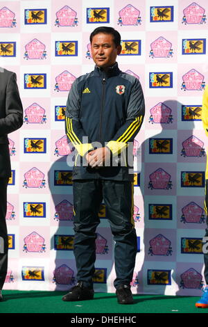 Norio Sasaki, 8. November 2013 - Fußball: Nadeshiko Freunde Quadrat-Kick-off Event im nationalen Yoyogi Stadium Futsal Gericht, Tokio, Japan. (Foto: AFLO SPORT) [0006] Stockfoto