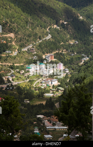 Bhutan, Thimpu, erhöhten Blick auf neu errichteten Wohnblocks am Rande der Stadt Stockfoto