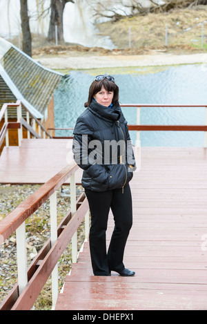 Brünette Frau mittleren Alters Stockfoto