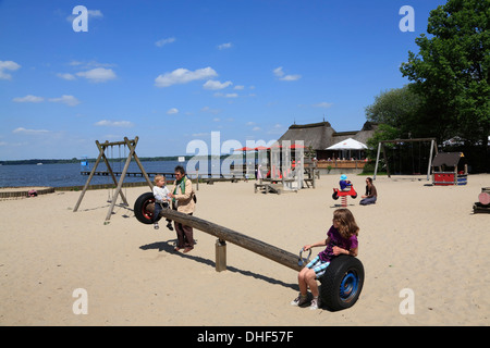 Bad Zwischenahn, Spielplatz am Kurpark, Zwischenahner Meer, Ammerland, Niedersachsen, Deutschland Stockfoto