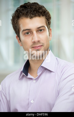 Porträt des jungen Mannes Stockfoto