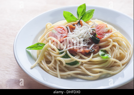 Pasta mit Bolognese-Sauce hautnah Stockfoto