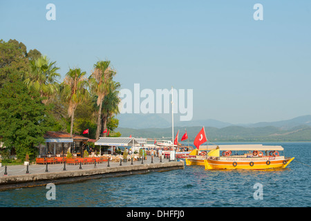 Asien, Ägypten, Provinz Mugla, Köycegiz, Uferpromenade am Köycegiz-See Stockfoto