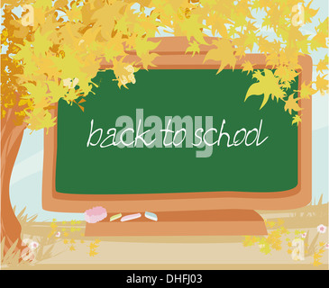 grünen Tafel mit Herbstlaub Stockfoto
