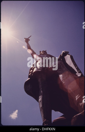 NAHAUFNAHME DER STATUE DES HERMANN-ARMINIUS, DEUTSCHER PATRIOT IN NEW ULM, MINNESOTA, IM JAHRE 1888 ERRICHTET. DIE STADT. 115 Stockfoto