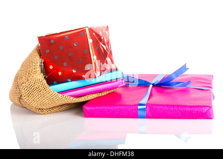 Jute-Tasche mit Geschenken; eine holländische Tradition bei Sinterklaas-Veranstaltung im Dezember Stockfoto