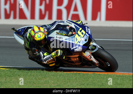 Valencia, Spanien. 9. November 2013. Valentino Rossi während des Qualifyings am Ricardo Tormo Rennstrecke von Valencia Credit: Action Plus Sport/Alamy Live News Stockfoto