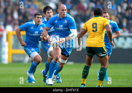 Turin, Italien. 9. November 2013. Sergio Parisse während der Rugby-Testspiel zwischen Italien und Australien im Stadio Olimpico am 9. November 2013 in Turin, Italy.Photo: Filippo Alfero/NurPhoto Credit: Filippo Alfero/NurPhoto/ZUMAPRESS.com/Alamy Live News Stockfoto