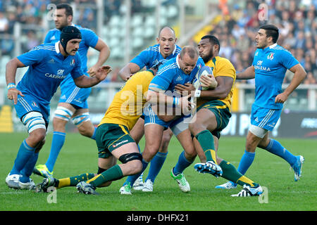 Turin, Italien. 9. November 2013. Ghiraldini und Parisse während der Rugby-Testspiel zwischen Italien und Australien im Stadio Olimpico am 9. November 2013 in Turin, Italy.Photo: Filippo Alfero/NurPhoto Credit: Filippo Alfero/NurPhoto/ZUMAPRESS.com/Alamy Live News Stockfoto