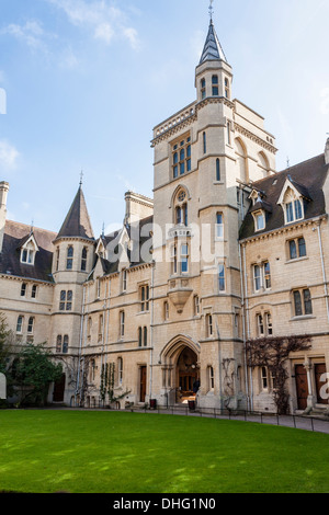 Das vordere Viereck des Balliol College, das älteste College der University of Oxford, Oxfordshire, England, GB, UK. Stockfoto