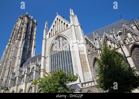 Mechelen - St. Rumbold Kathedrale aus Süden 4. September 2013 in Mechelen, Belgien. Stockfoto