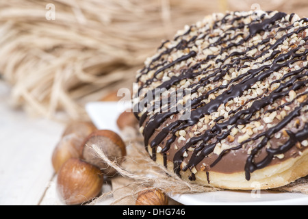 Frische hausgemachte Haselnuss-Donuts Stockfoto