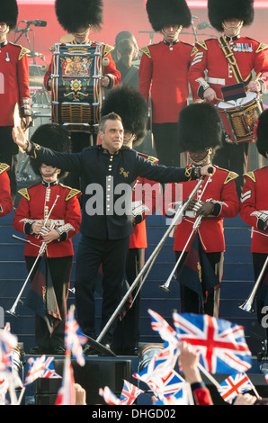 Ein Konzert in der Mall am 4. Juni 2012 im Buckingham Palace in London, H.M diamantene Thronjubiläum der Queen zu feiern statt. Stockfoto