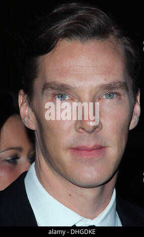 Los Angeles, Kalifornien, USA. 9. November 2013. Benedict Cumberbatch kommt bei BAFTA Los Angeles Jaguar Britannia Awards statt 9. November 2013 im Beverly Hilton Hotel, Beverly Hills, California.USA © TLeopold/Globe Photos/ZUMAPRESS.com/Alamy Live-Nachrichten Stockfoto