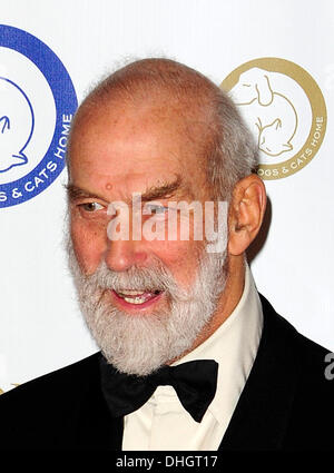Seine königliche Hoheit Prinz Michael von Kent besucht das alljährliche Coller und Mäntel-Gala-Ball zugunsten von Battersea Hunde & Katzen nach Hause am Battersea Evolution London.7-11-2013 Stockfoto