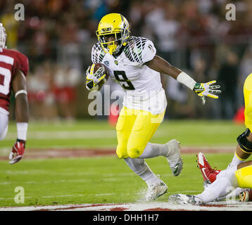 7. November 2013: Oregon Ducks Runningback Byron Marshall (9) in Aktion während der NCAA Football-Spiel zwischen der Stanford Cardinal und die Oregon Ducks im Stanford Stadium in Palo Alto, CA. Stanford besiegte Oregon 26-20. Damon Tarver/Cal-Sport-Medien Stockfoto