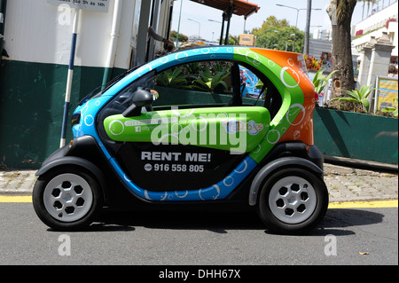 Funchal Madeira. Renault Twizy für Miete 100 % Elektroauto Stockfoto