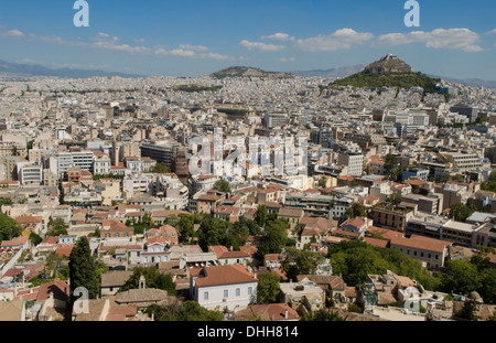 Athen Griechenland Panorama der riesigen Stadtgebäude in der Innenstadt, entnommen dem Akropolis-Berg Stockfoto