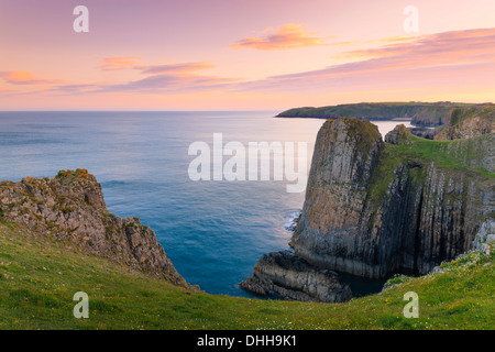 Lydstep nr Tenby Pembrokeshire Wales bei Sonnenuntergang Stockfoto