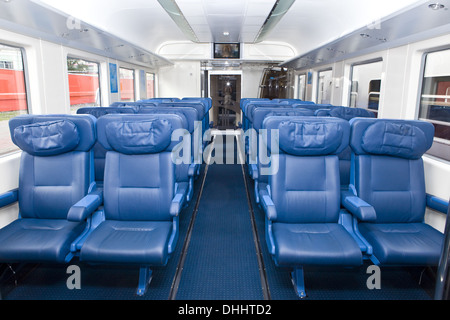 leere Sitze im Auto Zug Stockfoto