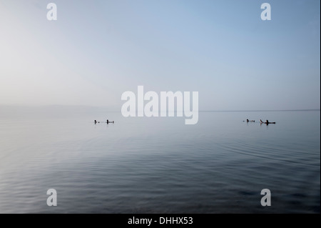 Menschen schweben im Toten Meer, Totes Meer Panorama resort, Jordanien, Naher Osten, Asien Stockfoto