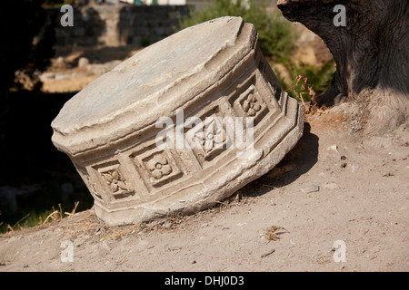 In der Nähe von Stein in der Agora von Athen, Griechenland. Stockfoto