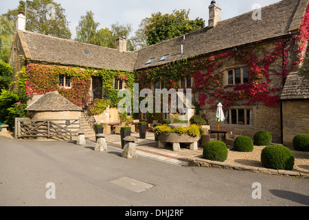 Der Landgasthof schlachtet, Lower Slaughter, Cotswolds, Gloucestershire, England, UK Stockfoto