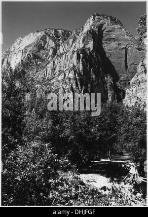 Lady-Berg von oben Campgroud. So genannt wegen der Dame Figur auf Ostwand von Zion Lodge zu sehen. 520383 Stockfoto